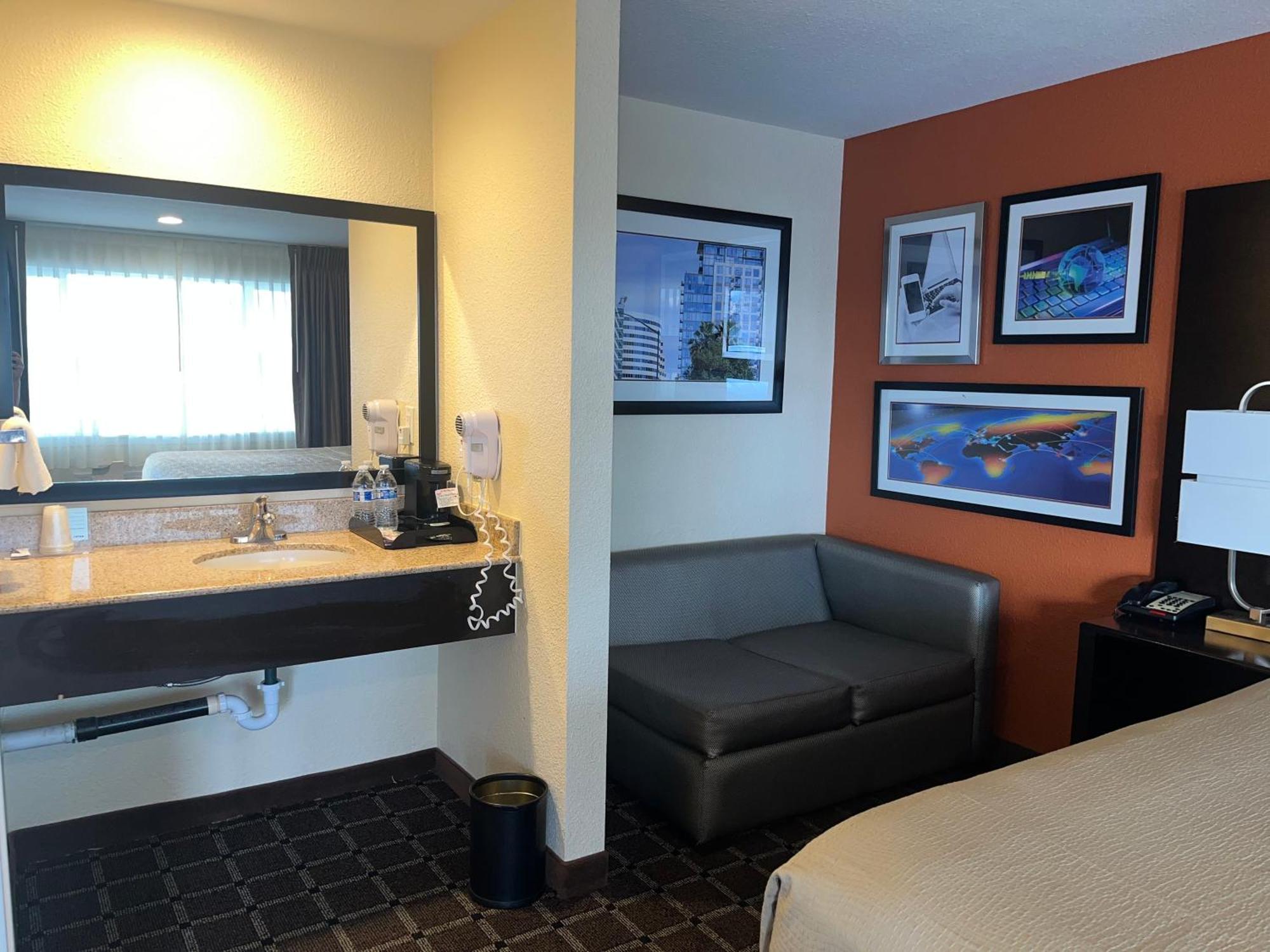 Hotel Oregon Trail And 5*