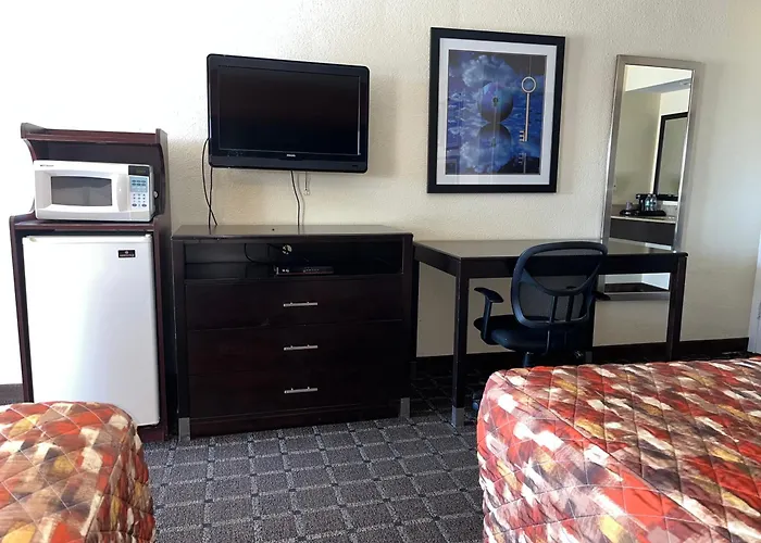 Oregon Trail Inn And Suites